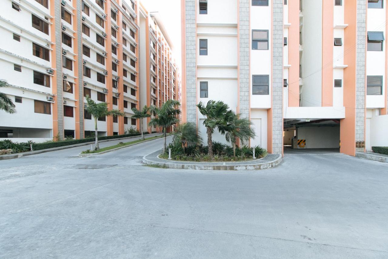 Reddoorz Plus @ Cuarto Verde Staycation Las Piñas Buitenkant foto