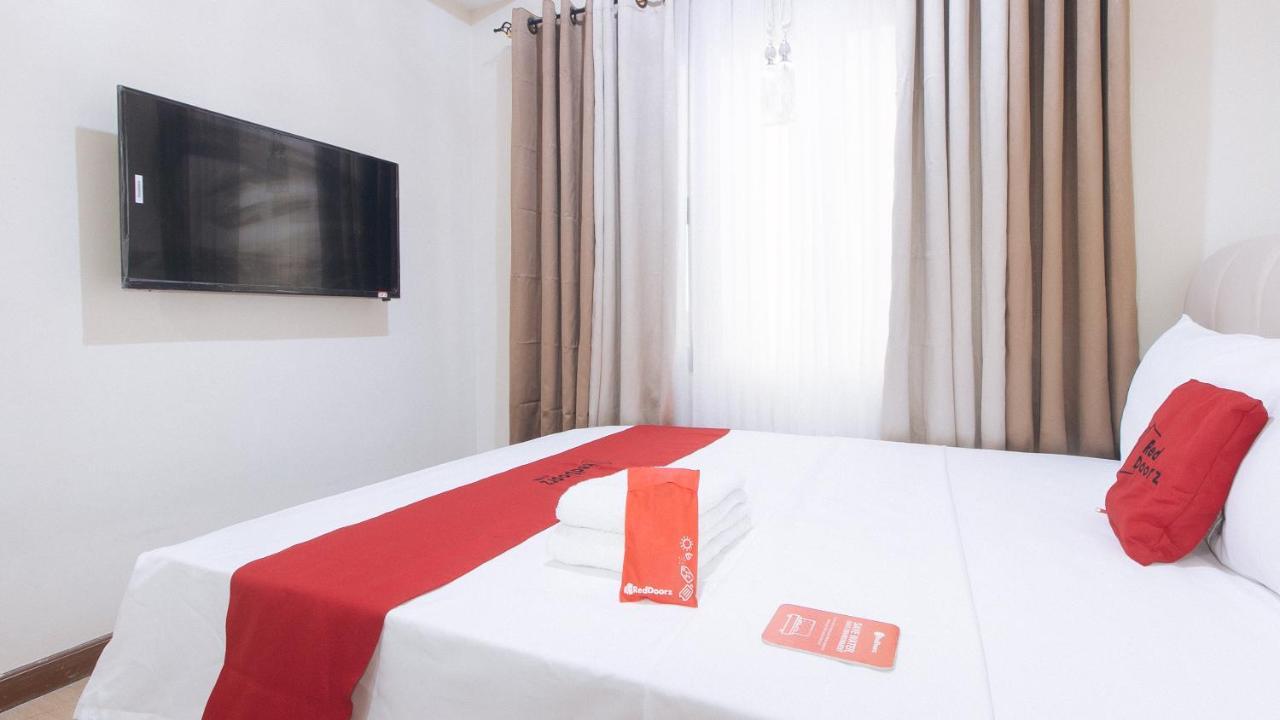 Reddoorz Plus @ Cuarto Verde Staycation Las Piñas Buitenkant foto